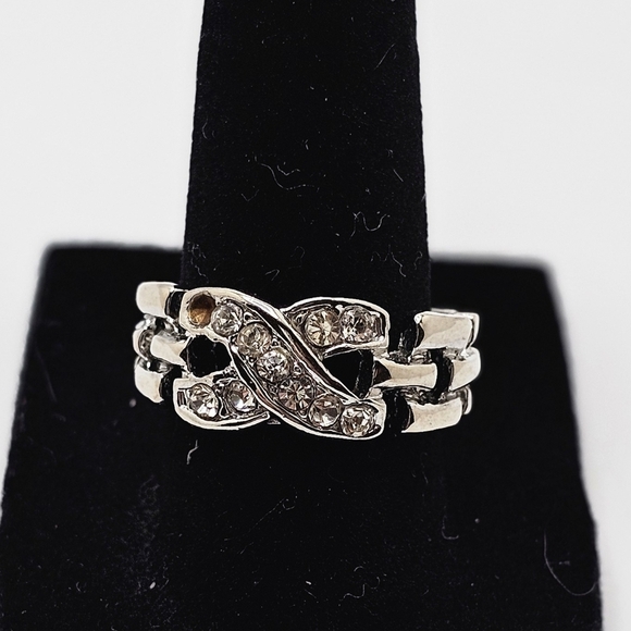 Ring - Picture 7 of 7